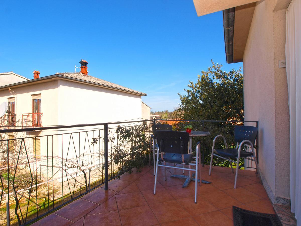 Apartments Mirela 1554 Pola Esterno foto